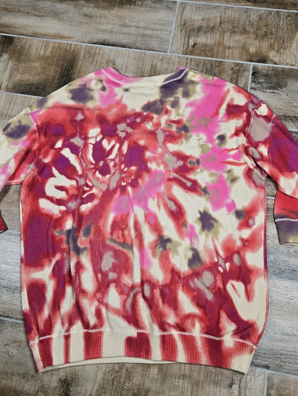 Natural Life Tie Dye Top L / XL Oversize Slouchy Sweatshirt Red Fuschia Cream - Picture 13 of 16